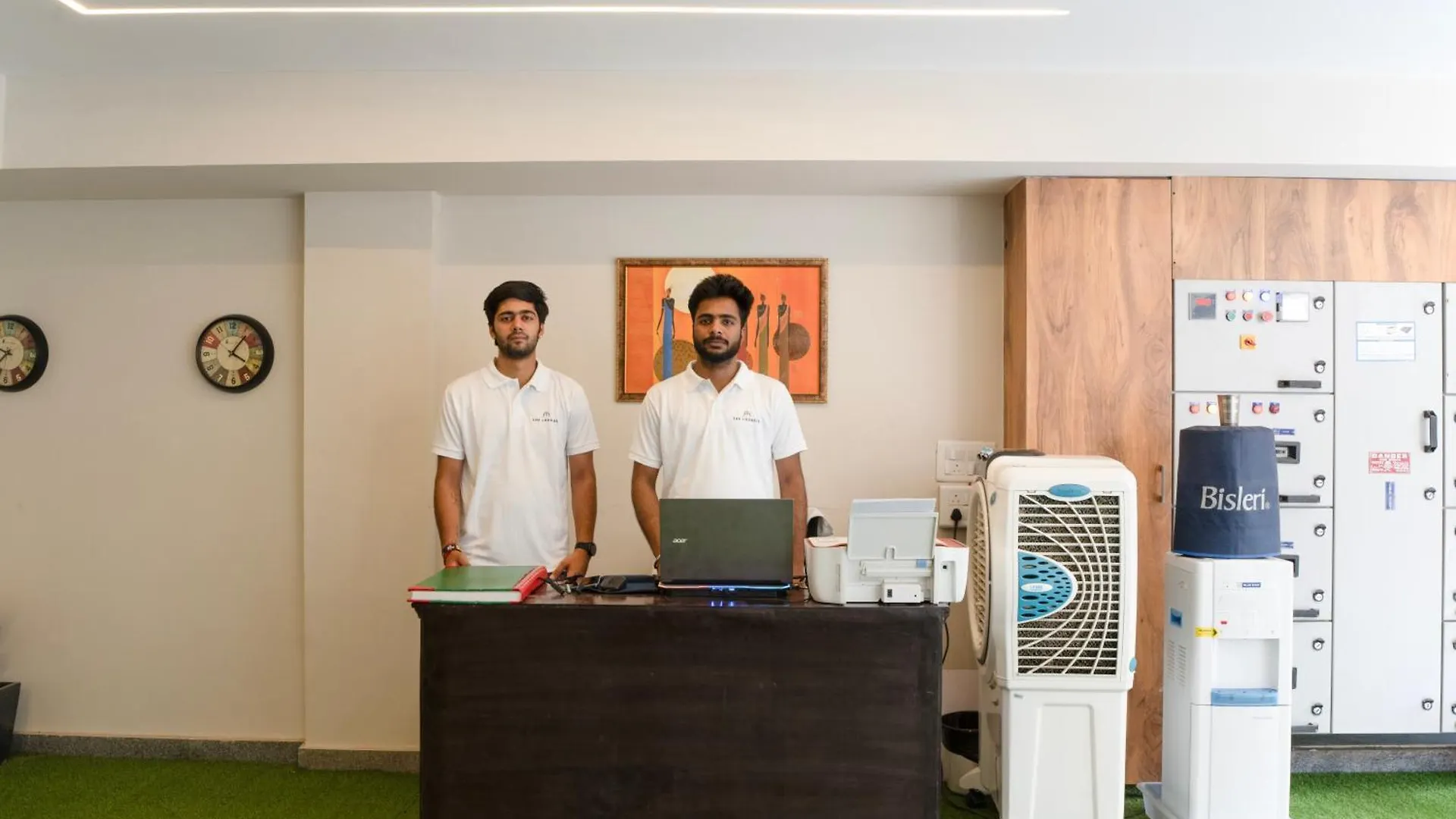 The Lodgers Luxury 1 Bhk Serviced Apartment In Gurugram Near Millennium City Centre Metro Gurgaon 0*,  India