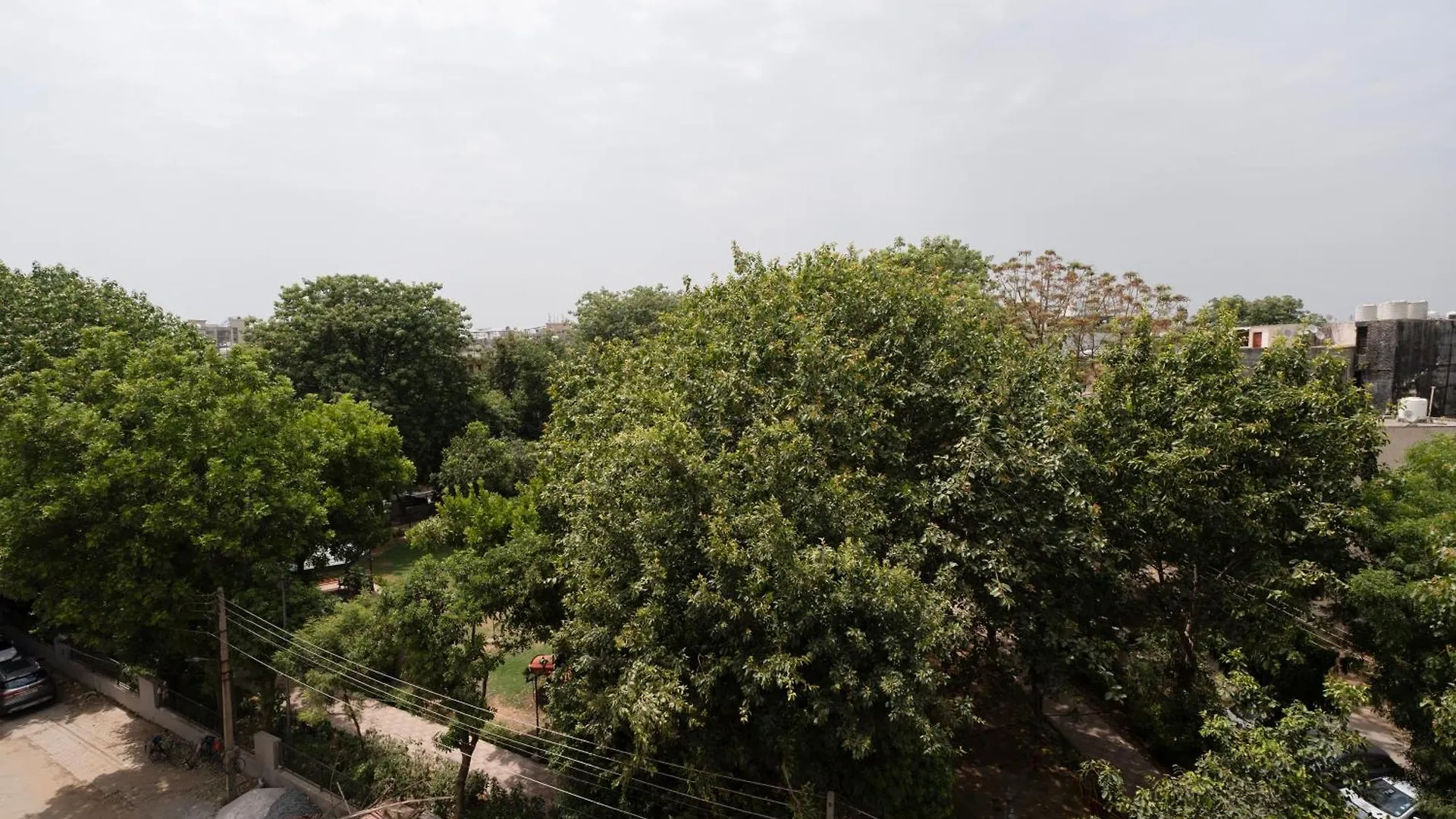 The Lodgers Luxury 1 Bhk Serviced Apartment In Gurugram Near Millennium City Centre Metro Gurgaon India