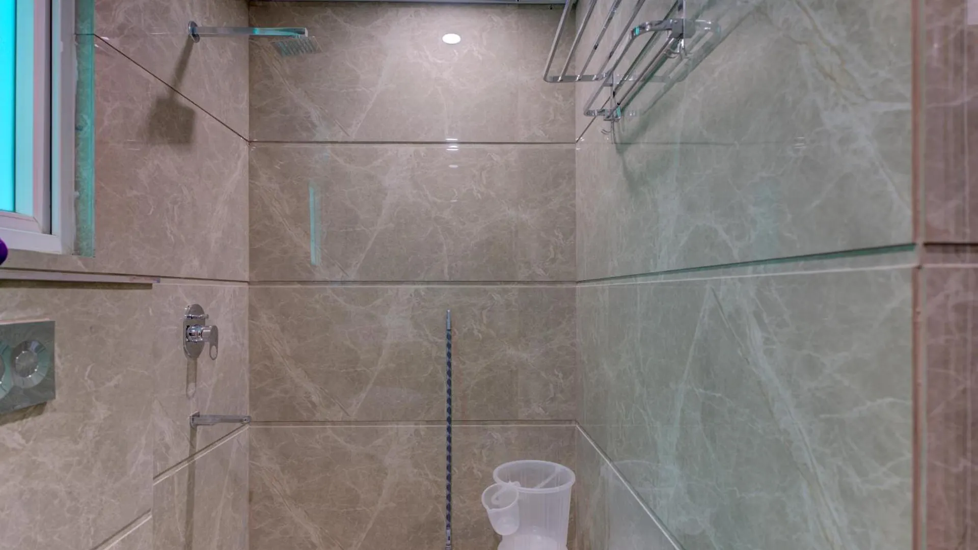The Lodgers Luxury 1 Bhk Serviced Apartment In Gurugram Near Millennium City Centre Metro Gurgaon