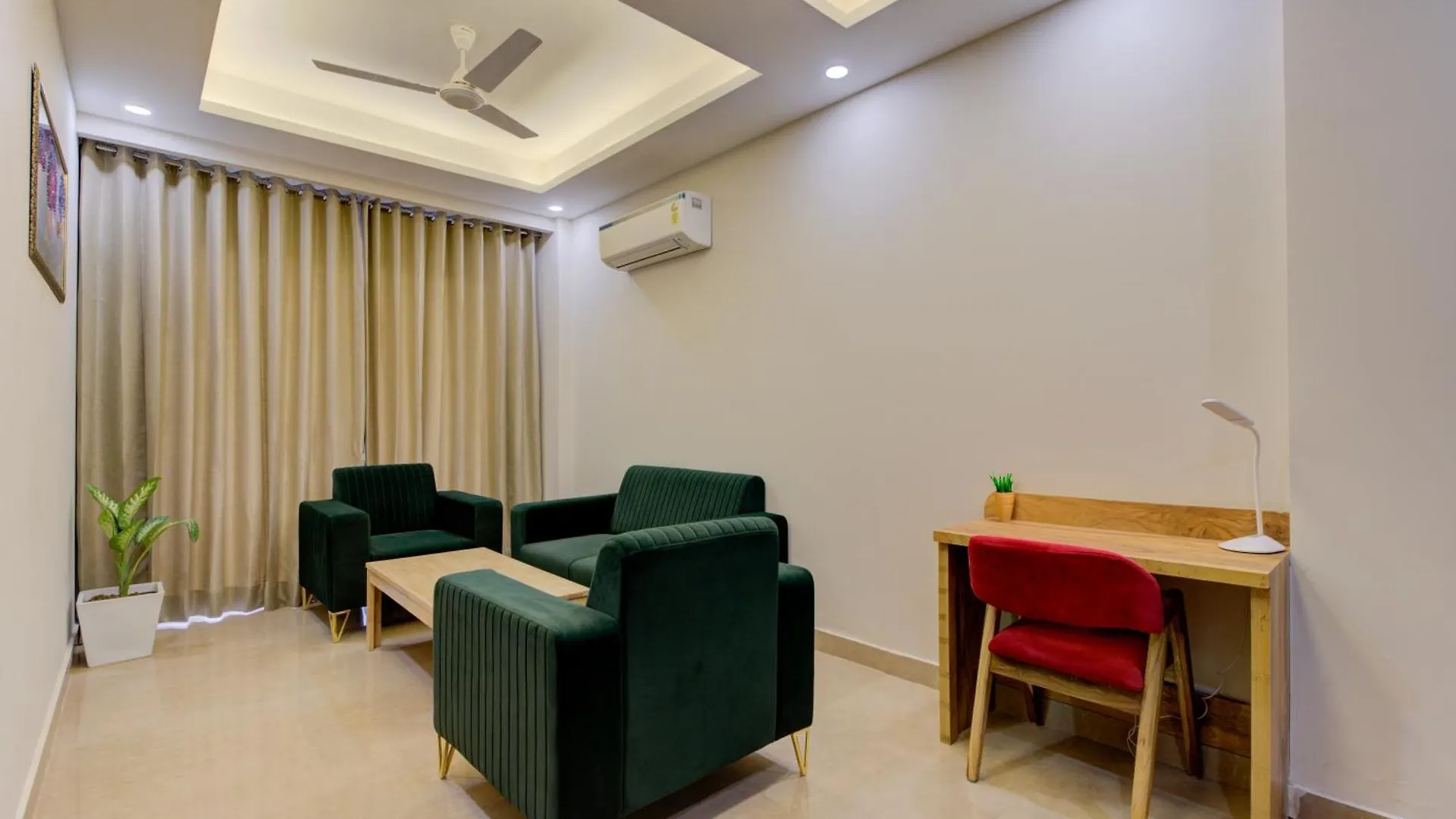 The Lodgers Luxury 1 Bhk Serviced Apartment In Gurugram Near Millennium City Centre Metro 구르가온 인도